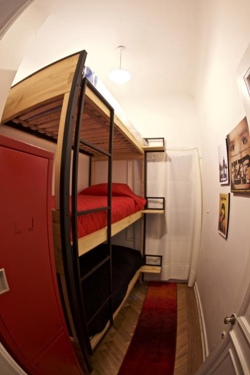 Salvador Hostal & Cafe Santiago Luaran gambar